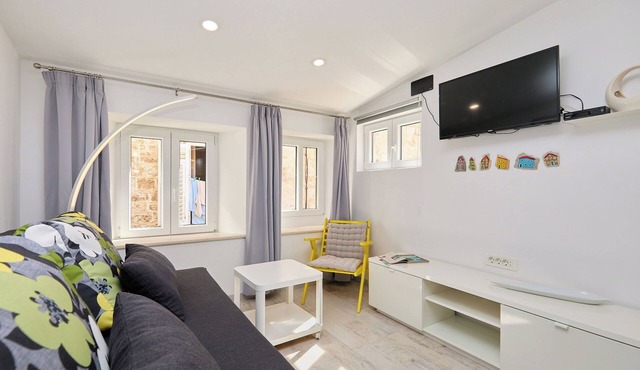 Apartment Nino 1 - One Bedroom Apartment, Sleeps 2