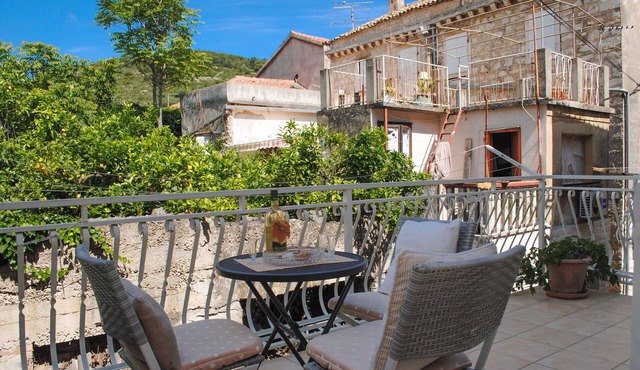 Apartment Nives (98471-A1) - Vis - island Vis