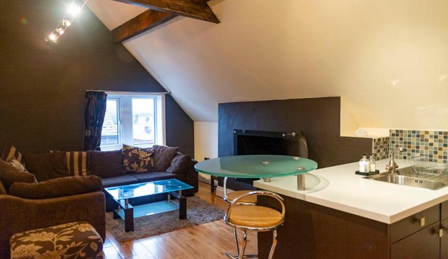 Apartment No.2 - The Old Red King Pub MCR