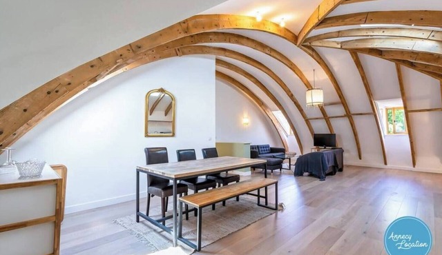 Apartment Noblemaire – Steps from Lake Annecy