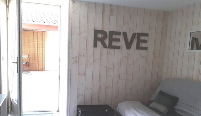 Apartment of 28 m² on sunny courtyard