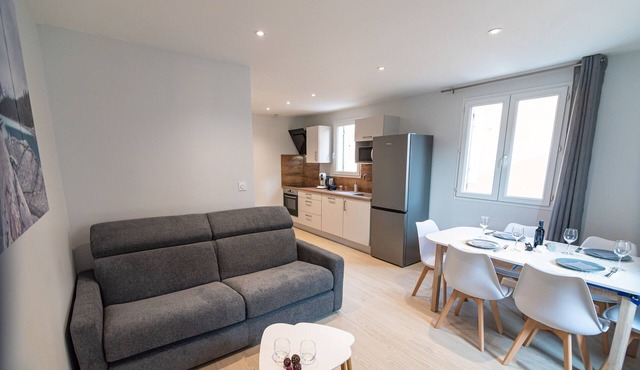 Apartment of standing Scandinave type