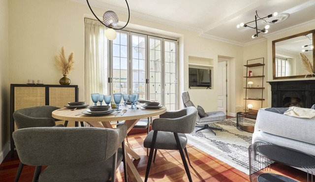 Apartment + Office room in Salamanca, Madrid