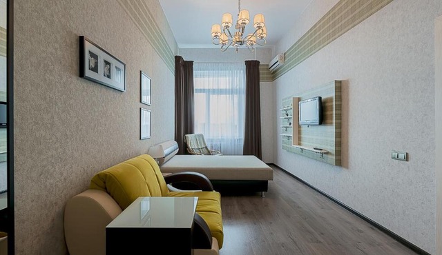 Apartment on Komendantskiy 21k1