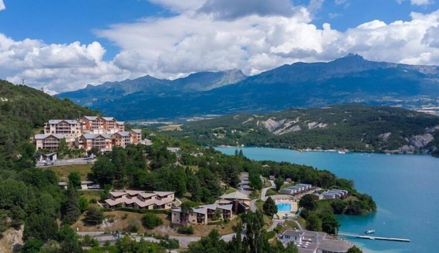 Apartment on Lake Serre-Ponçon with Pool