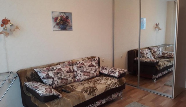 Apartment on Oktyabrskiy prospekt 51