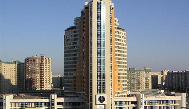 Apartment on Pyatiletok 2