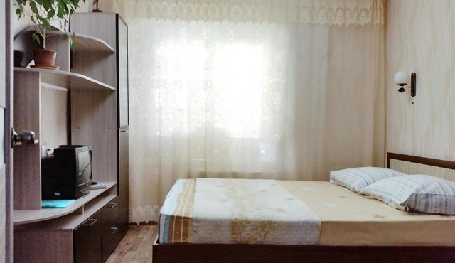 Apartment on Saburova 7