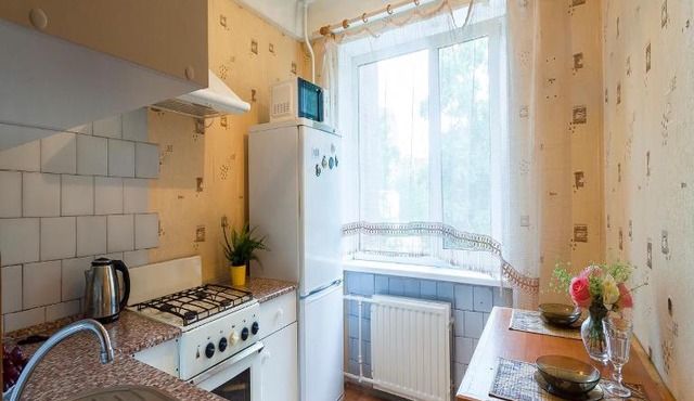Apartment on Svetlanovsky 40