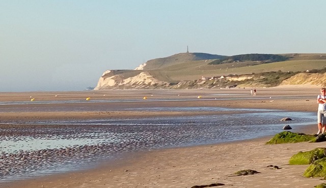 Apartment on the Opal Coast, just a few minutes from the beach.