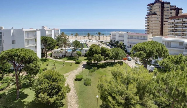 APARTMENT ON THE BEACH