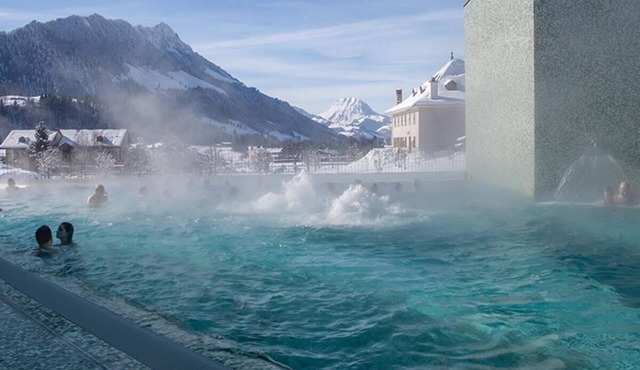 Apartment on the first floor of an independent chalet