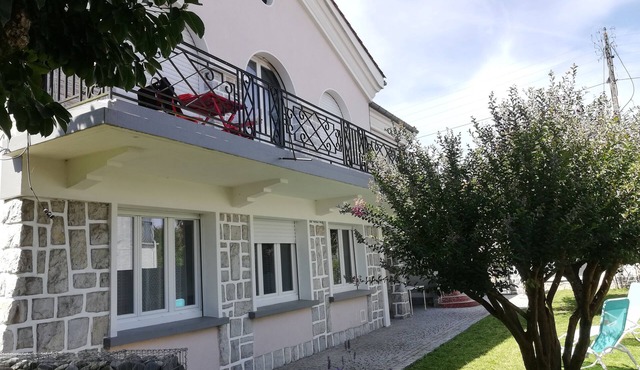 Apartment on the ground floor in Villa.