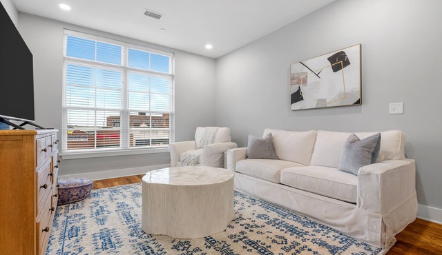 Apartment over Target in Downtown Auburn - 210