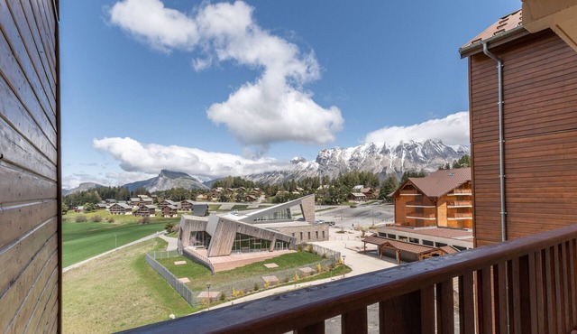 Apartment overlooking the slopes, for 8 people