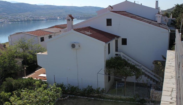 Apartment Pag 6467c
