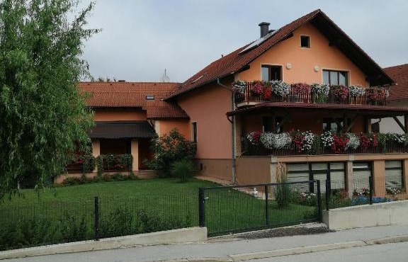 Apartment Pavlešić