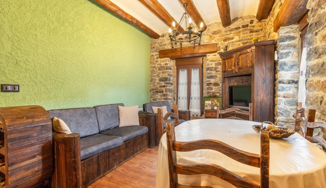 Apartment 'Peña Roya' with Mountain View, Shared Garden and Wi-Fi