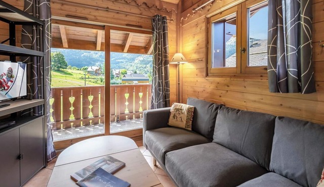 Apartment Perdrix 5 - Three Bedroom Villa, Sleeps 6