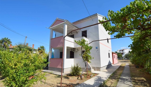 Apartment Petrovic 2 with Balcony