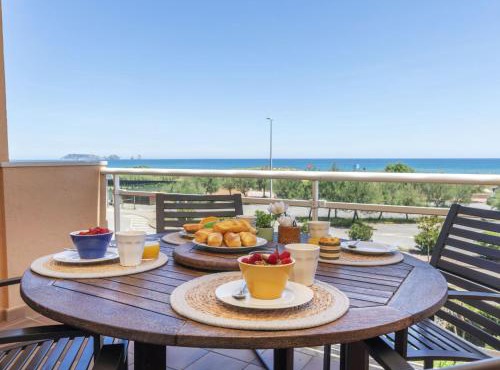 Apartment Port Pals CIII Vista Bonita by Interhome