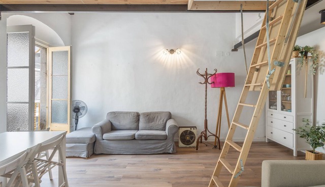 Apartment 'Portblanc' with Balcony, Wi-Fi and Air Conditioning