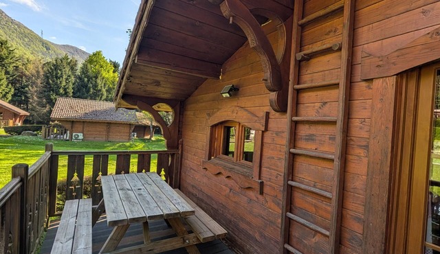 Apartment 'Primevere' with Mountain View, Wi-Fi and Air Conditioning