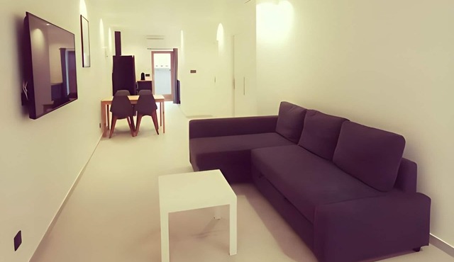 Apartment-Private Bathroom