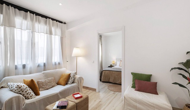 Apartment Privat Sant Celoni Montseny Barcelona with Balcony and Wi-Fi.