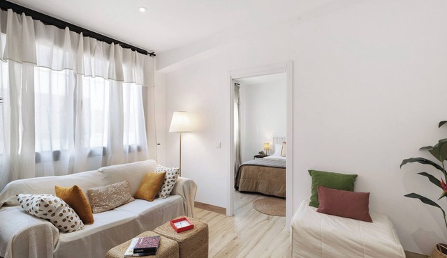 Apartment Privat Sant Celoni Montseny Barcelona with Balcony and Wi-Fi.
