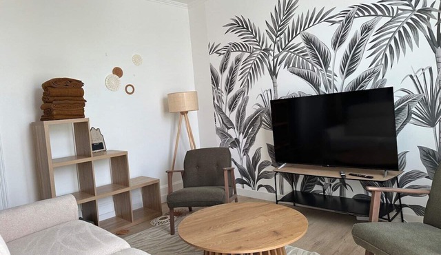 Apartment-Private Bathroom-Apartment