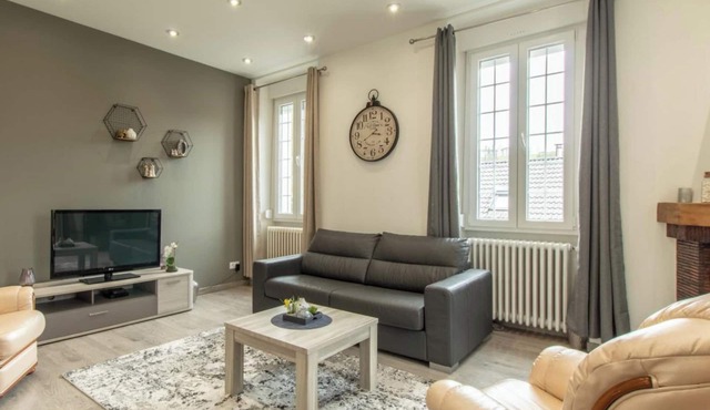 Apartment 'Proche D'annecy' with Private Garden, Balcony and Wi-Fi