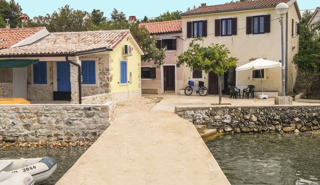 Apartment Punta Orange, only 5m from the sea, the island of Cres