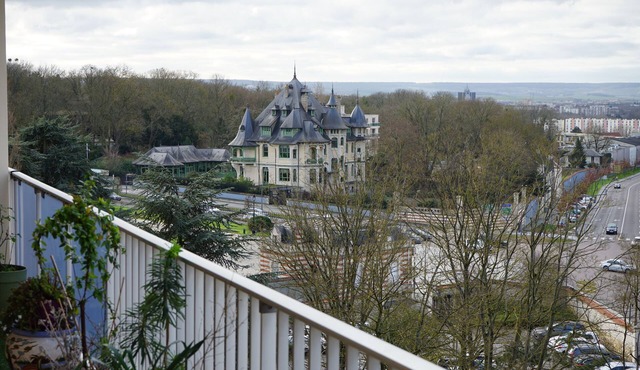 Apartment "Résidence Les Crayères" near the Parc de Champagne in Reims
