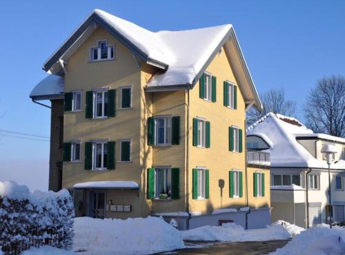 Apartment Rätia by Interhome