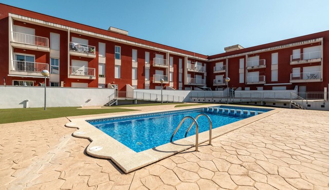 Apartment 'Real Dreams' with Shared Pool, Wi-Fi and Air Conditioning