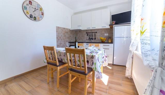 Apartment Raspolic - no.1