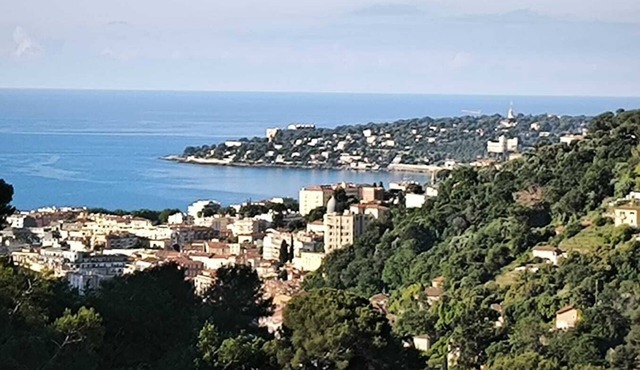 Apartment rate for 2 people at 8 maxi