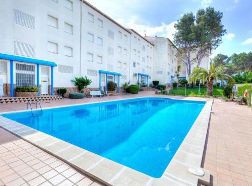 Apartment Residencial Magda Park by Interhome