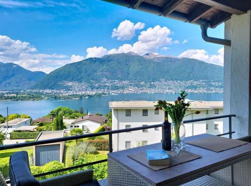 Apartment Residenza Miralago Apt- C27 by Interhome