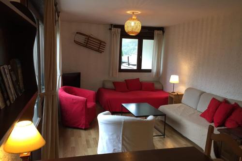 Apartment resort center ski-inski-out