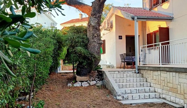Apartment Rino, only 30m from the sea