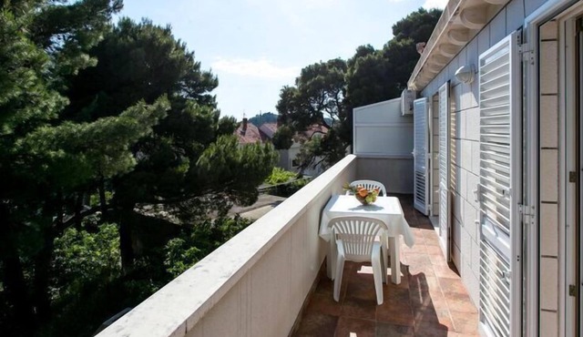Apartment & Room Braica - One-Bedroom Apartment with Balcony