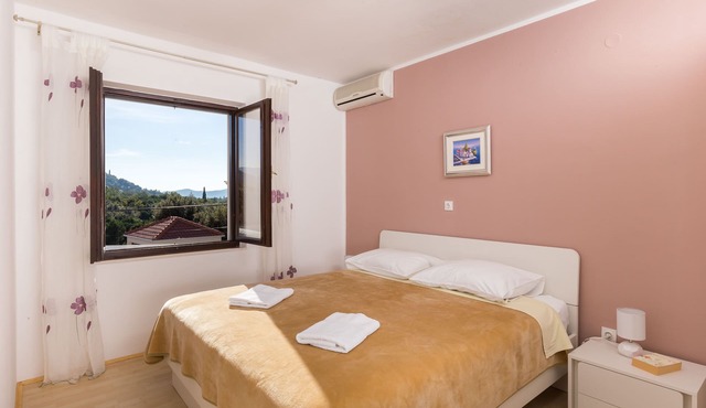 Apartment & Rooms Villa Katarina - Double Room with Shared Balcony 2
