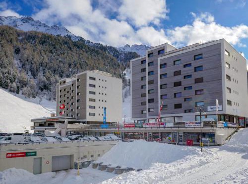 Apartment Rosablanche E003A by Interhome