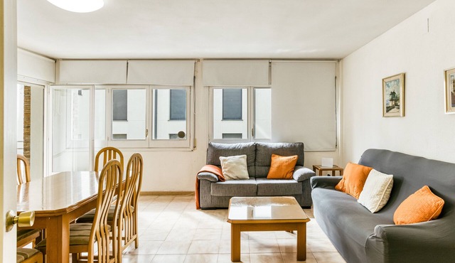 Apartment "Roses Sweet Home" with Balcony & Wi-Fi