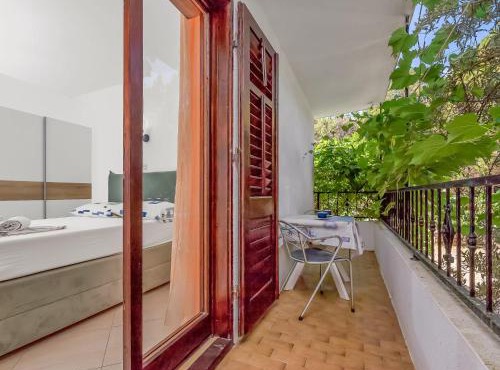 Apartment Rubin-12 by Interhome