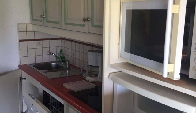 APARTMENT SAINT TROPEZ, RESIDENCE WITH SWIMMING POOL FROM MAY 16 TO MAY 31 2026