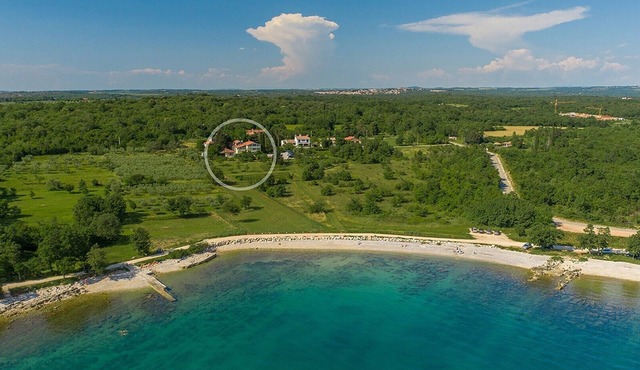 Apartment Saladinka III for 4 people with sea view, near the beach
