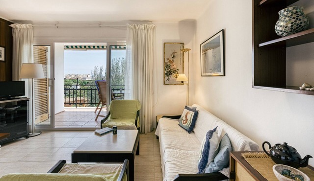 Apartment 'Sant Antoni' with Sea View, Shared Pool and Wi-Fi